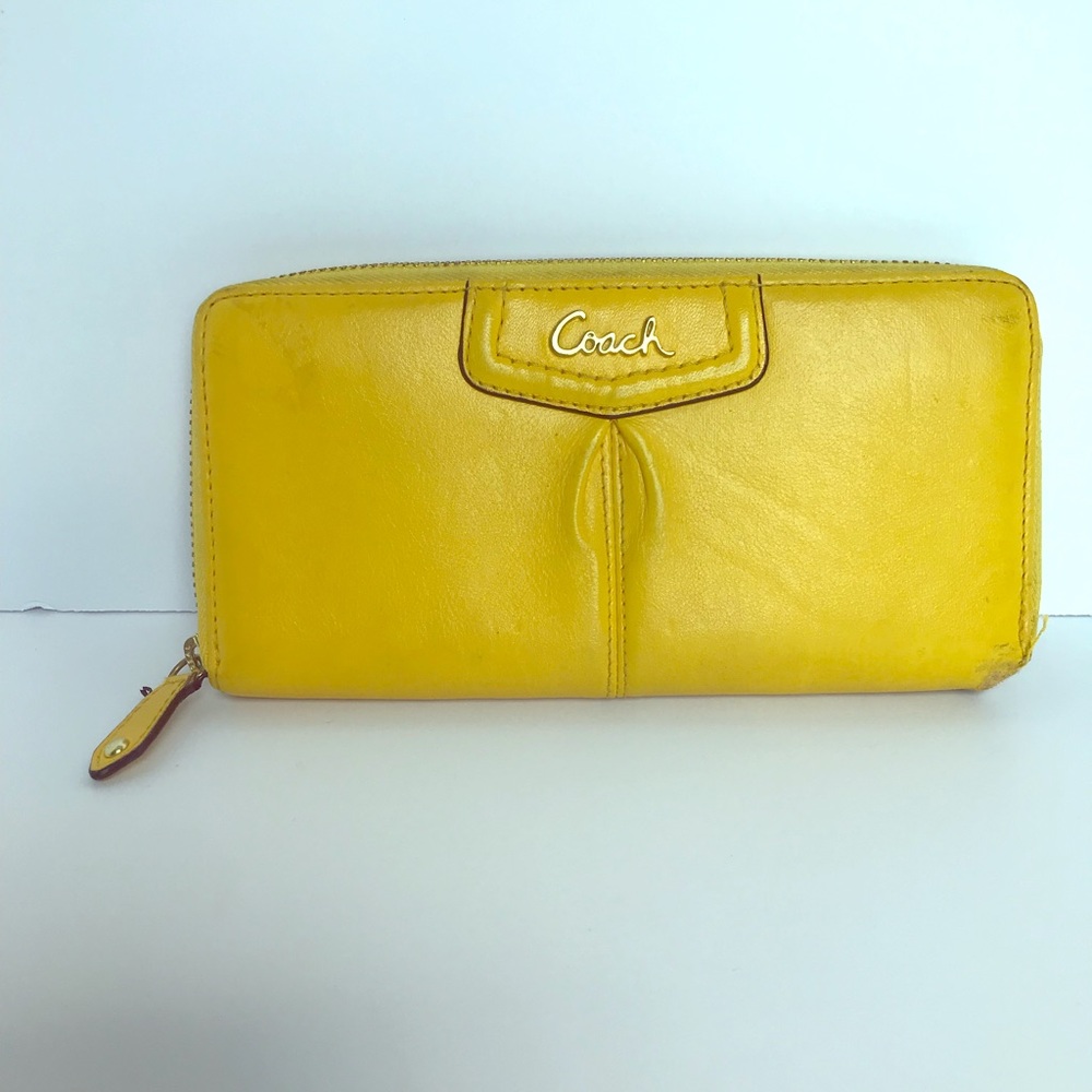 Coach wallet